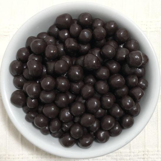 DRÁGEA CROCANTE DE CHOCOLATE MEIO AMARGO