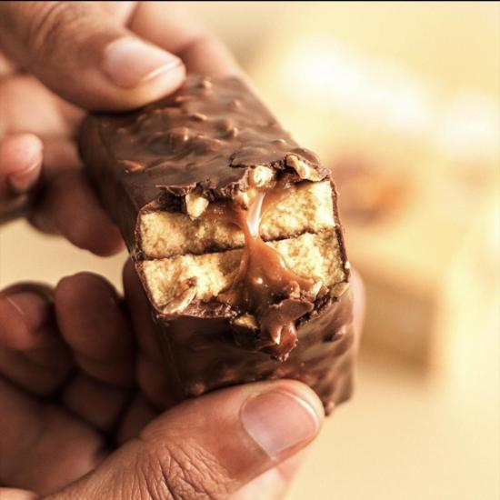 BOLD THIN CARAMELO E AMENDOIM